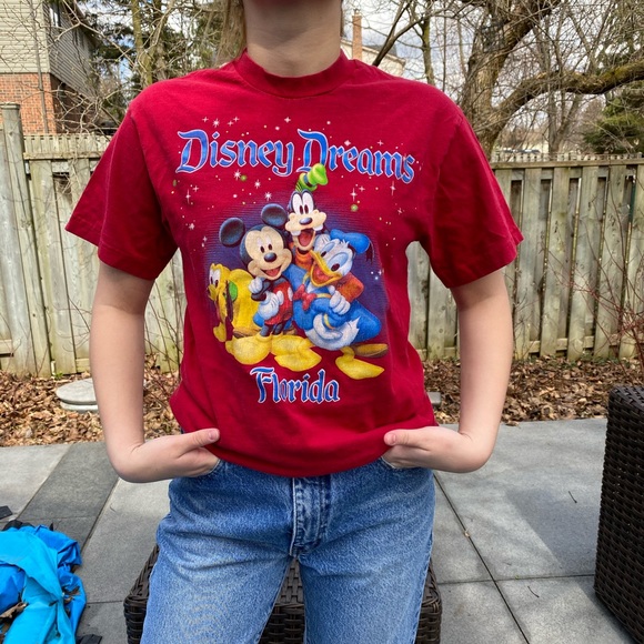Vintage Red Disney T-shirt - Picture 1 of 3